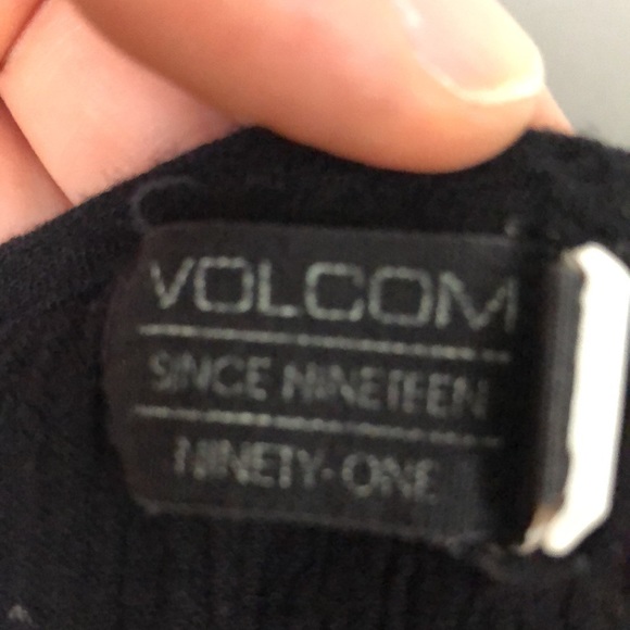 Volcom cotton with embroidery tank - Picture 4 of 4
